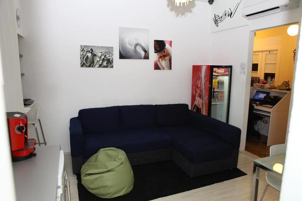Tchaikovsky Hostel Split  Buitenkant foto