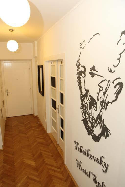 Tchaikovsky Hostel Split  Buitenkant foto